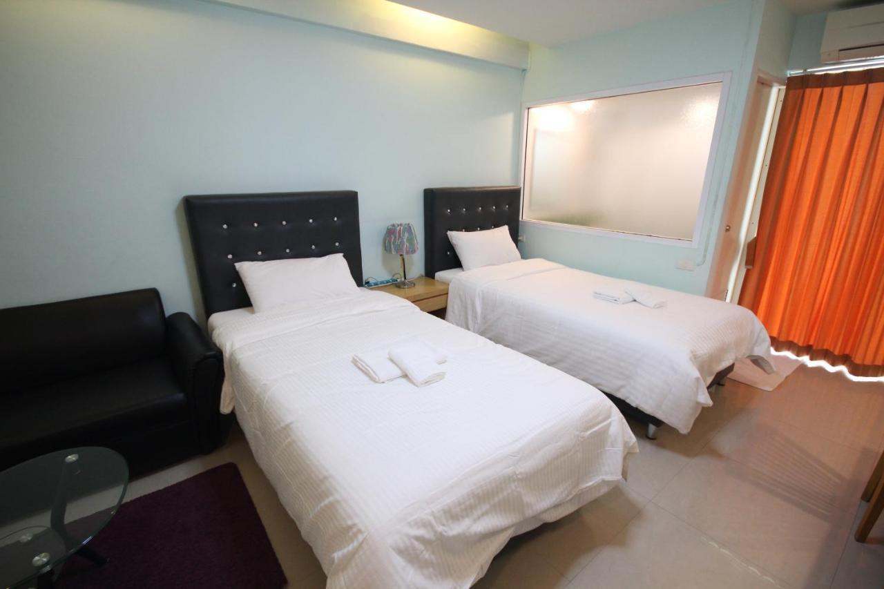 J.Residence Samut Prakan Dış mekan fotoğraf